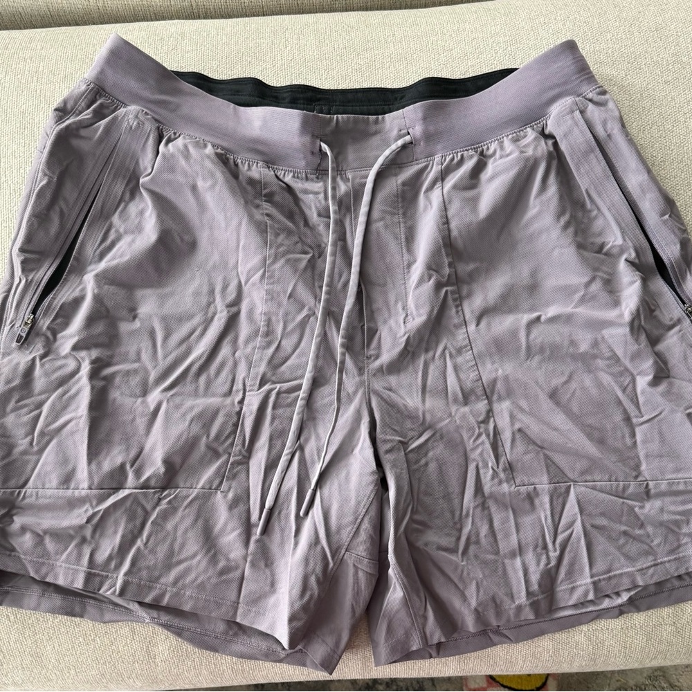 lululemon athletica Men's Light Gray Athletic Shorts